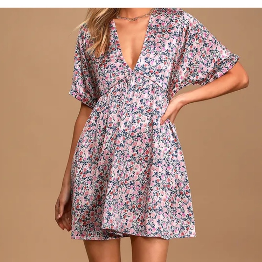 NWT Lulus Floral print mini babydoll dress